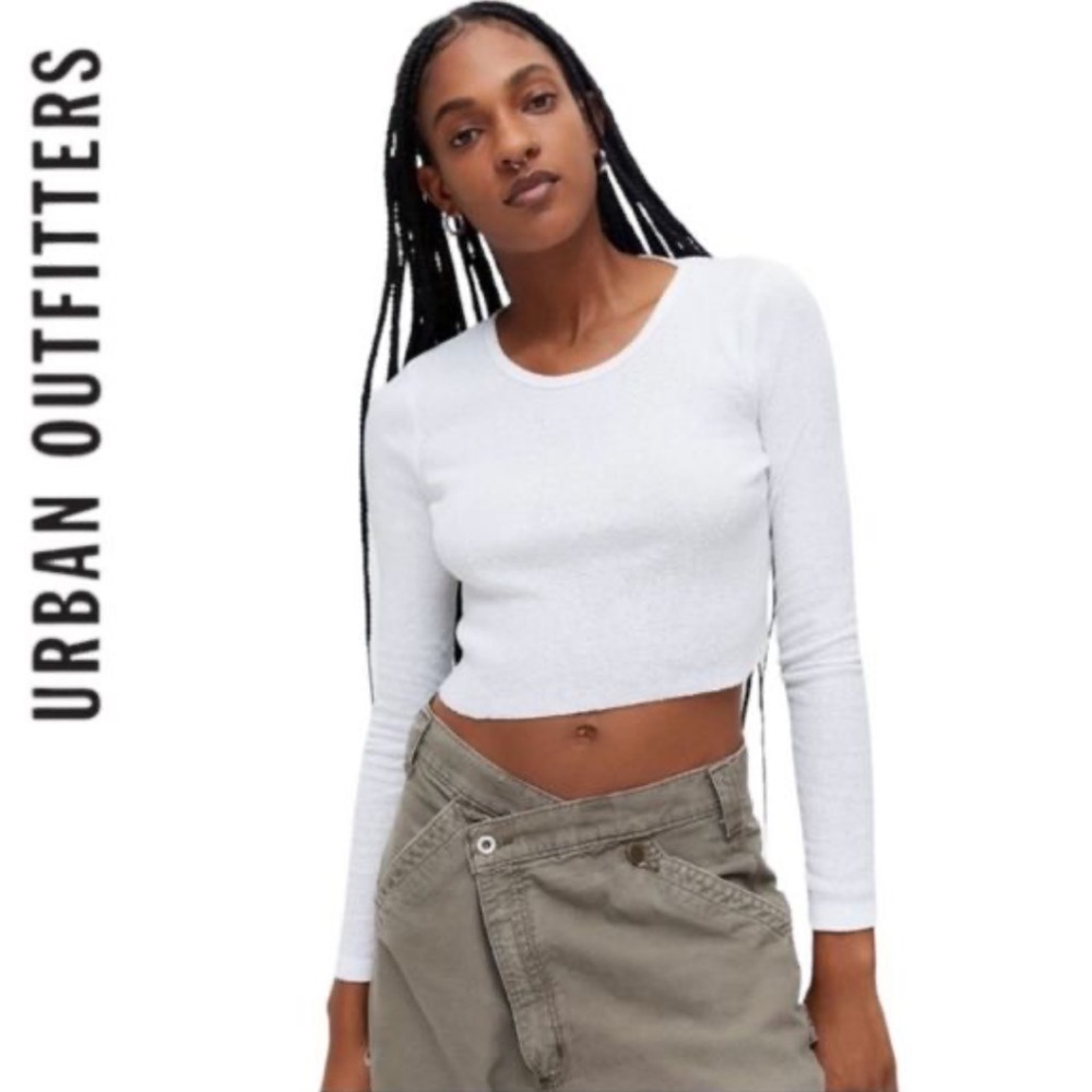 BDG UO Urban Outfitters Girlfriend Cropped Long Sleeve Tee Shirt